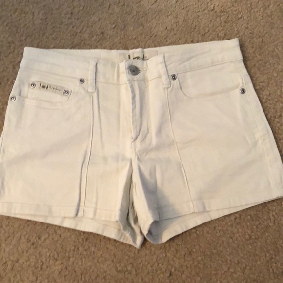 lei Other - Tan jean shorts